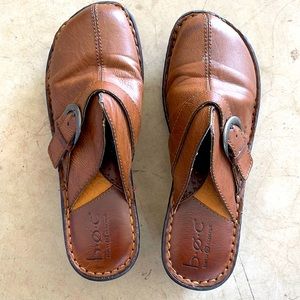 b.o.c. Brown clogs